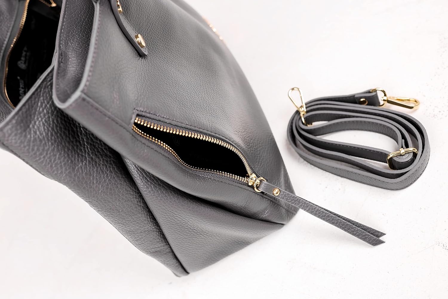 Tas Tote Kulit Besar Baroncelli Kulit Asli Italia Berkerikil Dirancang dan Dibuat di Italia