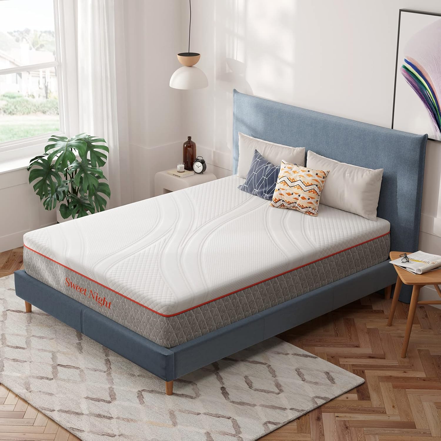 Colchón Sweetnight Queen, colchón queen de espuma viscoelástica de 12 pulgadas, colchón de cama de matrimonio plegable de doble cara en una caja, espuma perforada y con infusión de gel para dormir bien y aliviar la presión