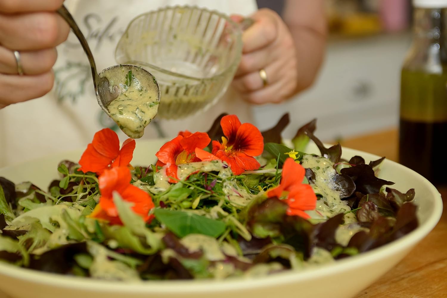 Salute Santé! Artisanal Champagne Vinegar, Bright  Fruity Finish, Perfect for Dressings and Marinades - 200ml, 6 Pack · v3