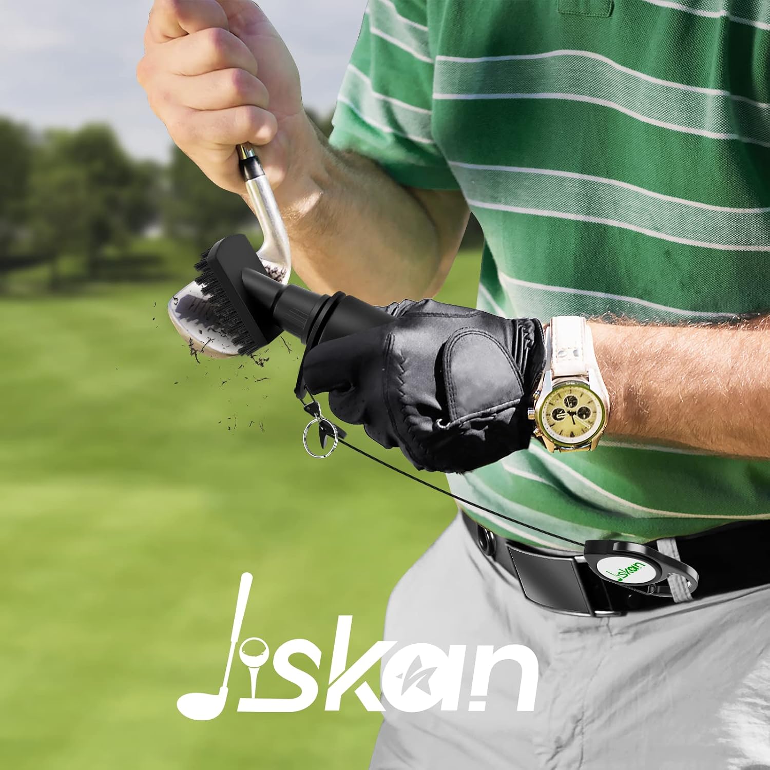 Le nettoyeur de pinceaux Pro Golf Club avec clip de retenue et bouteille d'eau compressible 7,5 pouces peut contenir 4 onces d'eau, accessoires de golf essentiels pour hommes, meilleurs cadeaux de golf pour hommes