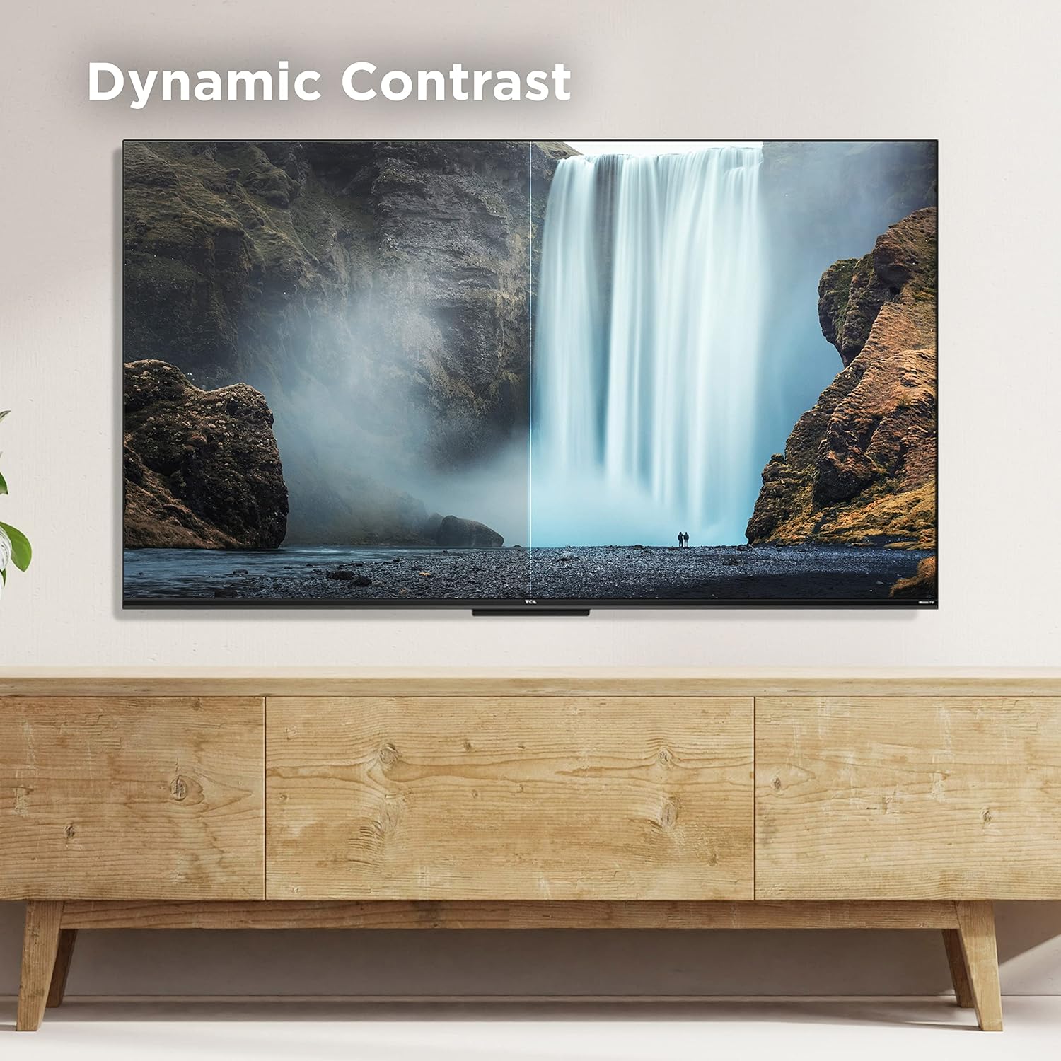 TCL สมาร์ททีวี LED 4K Class S4 ขนาด 50 นิ้ว พร้อม Roku TV (รุ่น 50S450R ปี 2023) Dolby Vision, HDR, Dolby Atmos ทำงานร่วมกับ Alexa, Google Assistant และ Apple HomeKit รองรับการสตรีมโทรทัศน์ UHD