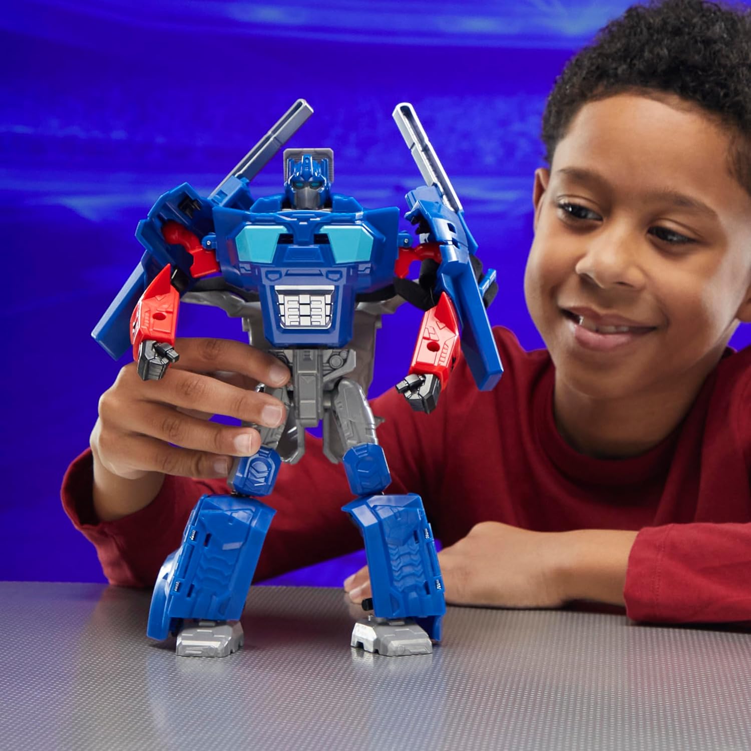 Action figure robotica Transformers One 2 in 1 Optimus Prime (Orion Pax) da 9,9 pollici, convertibile in maschera, giocattoli di Halloween, giocattoli interattivi per ragazzi e ragazze, 6 anni