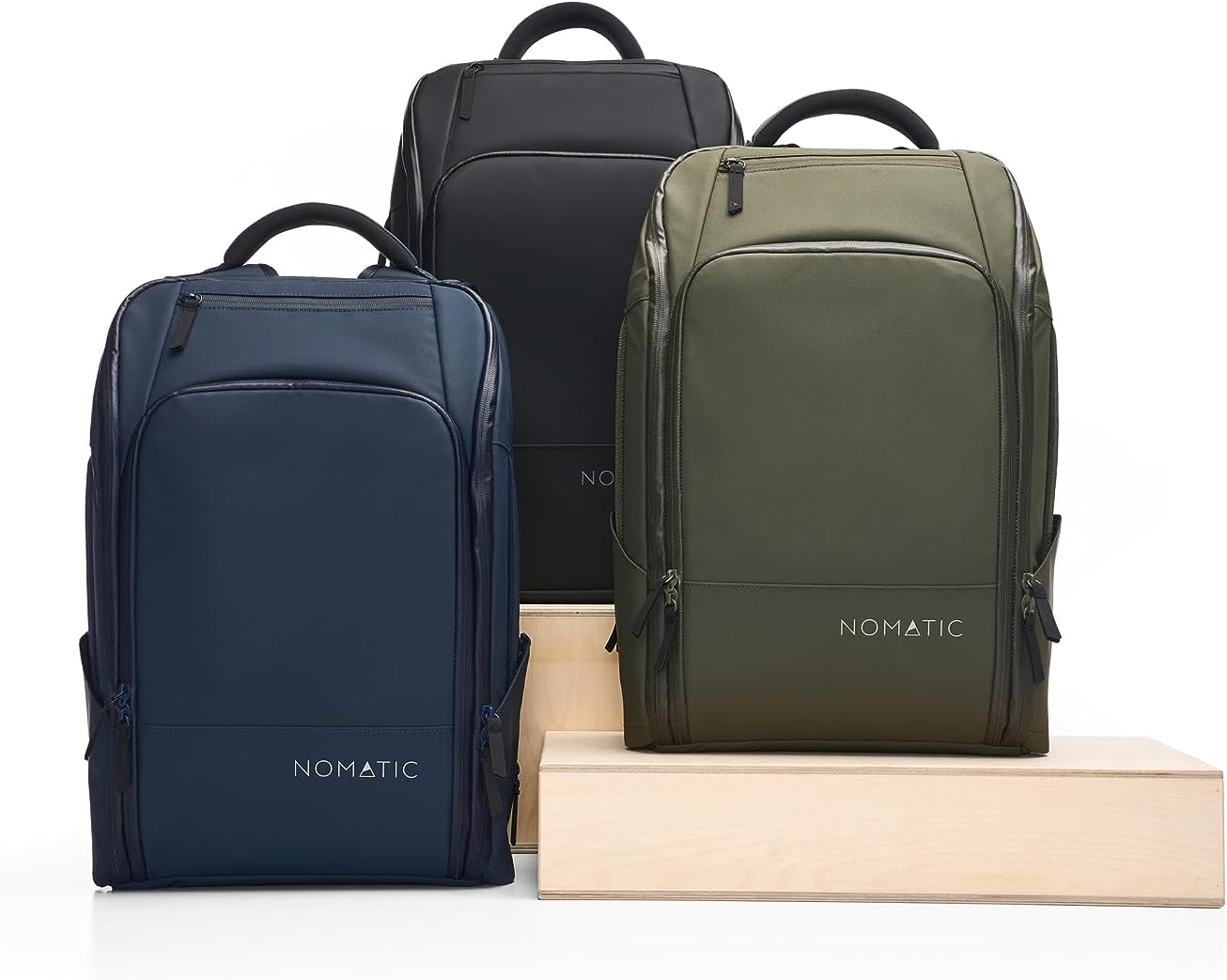 NOMATIC Travel Pack กระเป๋าใส่โน้ตบุ๊กกันน้ำขนาด 20 ลิตร - กระเป๋าเป้สะพายหลังขยายได้สีกรมท่าที่รองรับ TSA
