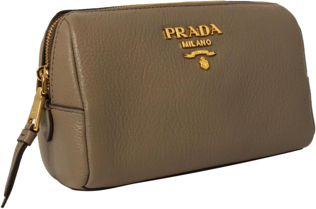 กระเป๋าคลัตช์หนัง Prada Vitello Daino สีเทา Clay Leather Clutch 1ND004