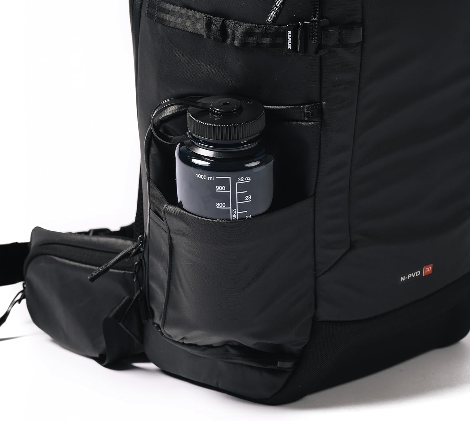 กระเป๋าเป้สะพายหลัง Nanuk N-PVD 30 ลิตรสำหรับกล้อง DSLR/Mirrorless/วิดีโอ และโดรน พร้อมช่องใส่แล็ปท็อปบุนวม 16 ช่อง
