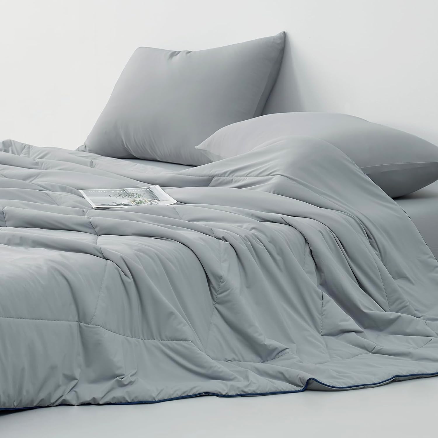 Dream Valley® Outlast® Cooling Comforter, All Season Full/Queen NASA-Grade Technology Cooling Blanket for Hot Sleepers Night Sweats, Q-Max gt; 0.45 Aerocool™ Breathable, Cool Grey, 90x90" · v2