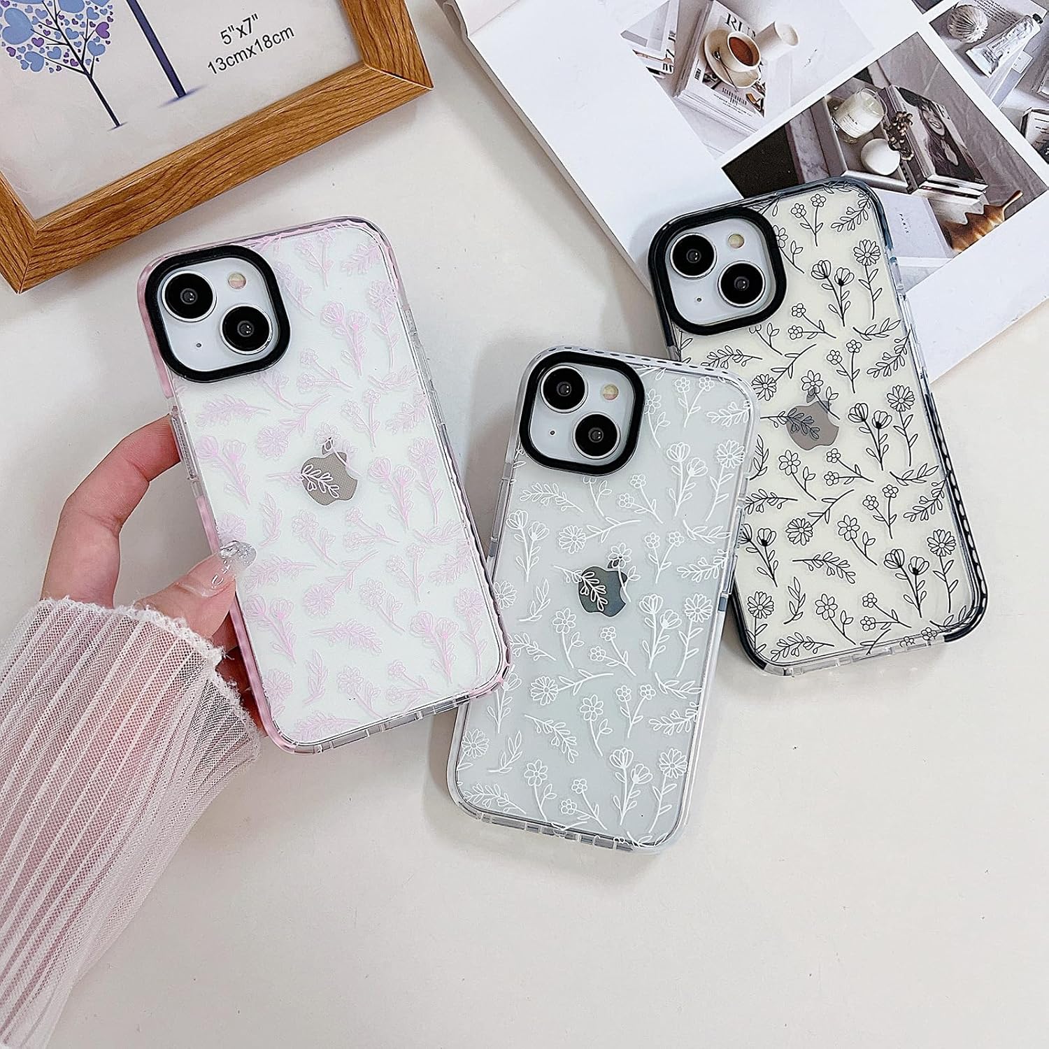 جراب مصمم لهاتف iPhone 12/12 Pro، زهور بيضاء شفافة لطيفة من السيليكون، للنساء والفتيات، جراب هاتف مضاد للانزلاق ومضاد للخدش، (متوافق مع iPhone 12/12 Pro - شفاف)