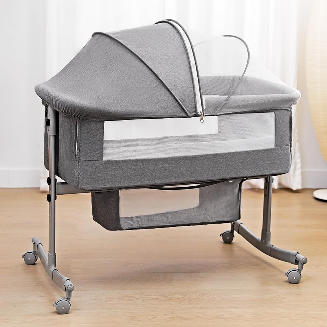Bedside Crib for Baby, 3 in 1 Bassinet with Large Curvature Cradle, Bedside Sleeper Adjustable and Movable Beside Bassinet with Mosquito Nets, Safety Certificattion Guarantee (Grey)