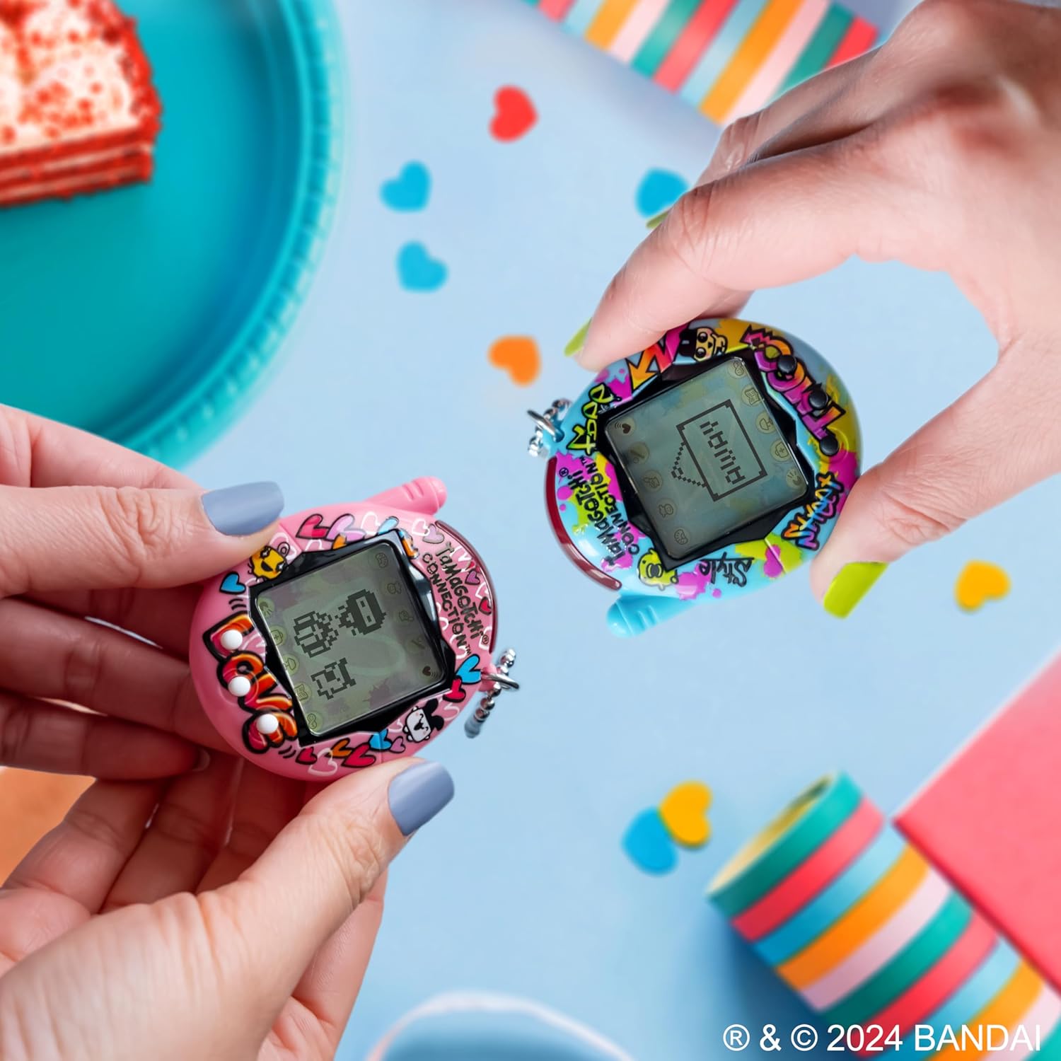 Tamagotchi Connection True Friends - Blue Graffiti and Pink Graffiti · v3