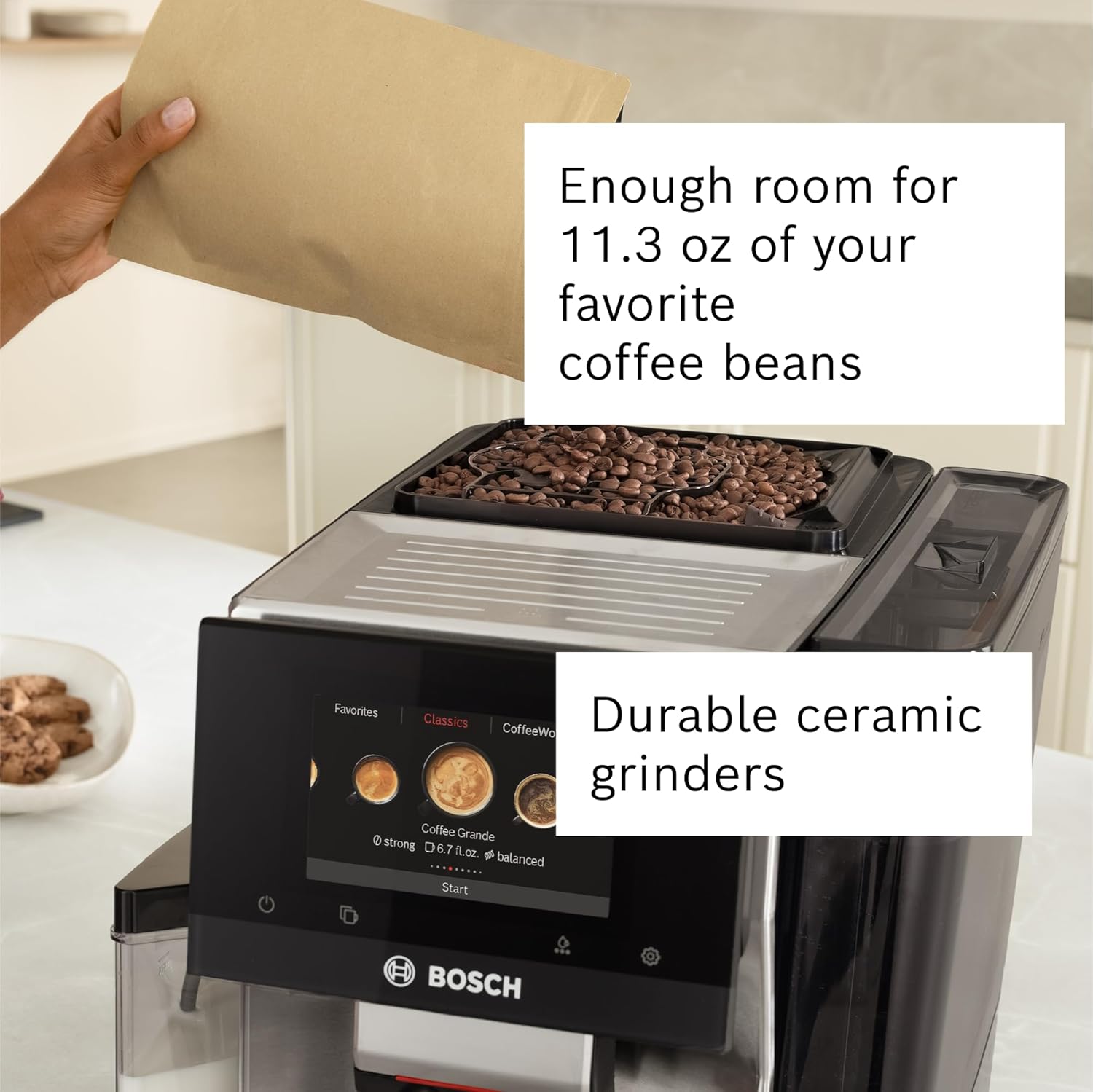 Cafetera espresso Bosch TQU60703 serie 800 VeroCafe totalmente automática con Home Connect, 36 variedades de café con Coffee World, calentador de tazas, taza doble, recipiente de leche integrado, en acero inoxidable
