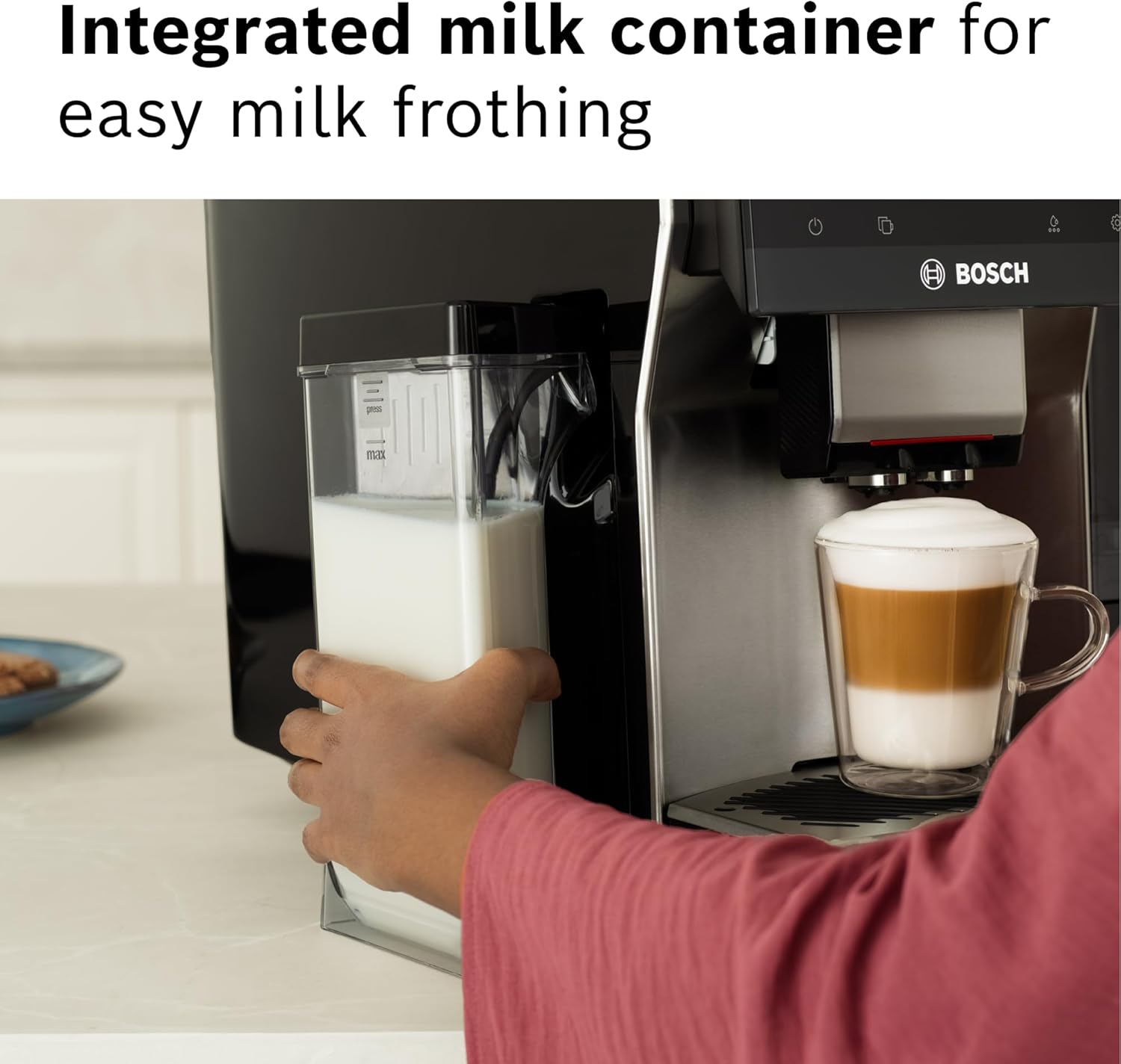 Cafetera espresso Bosch TQU60703 serie 800 VeroCafe totalmente automática con Home Connect, 36 variedades de café con Coffee World, calentador de tazas, taza doble, recipiente de leche integrado, en acero inoxidable