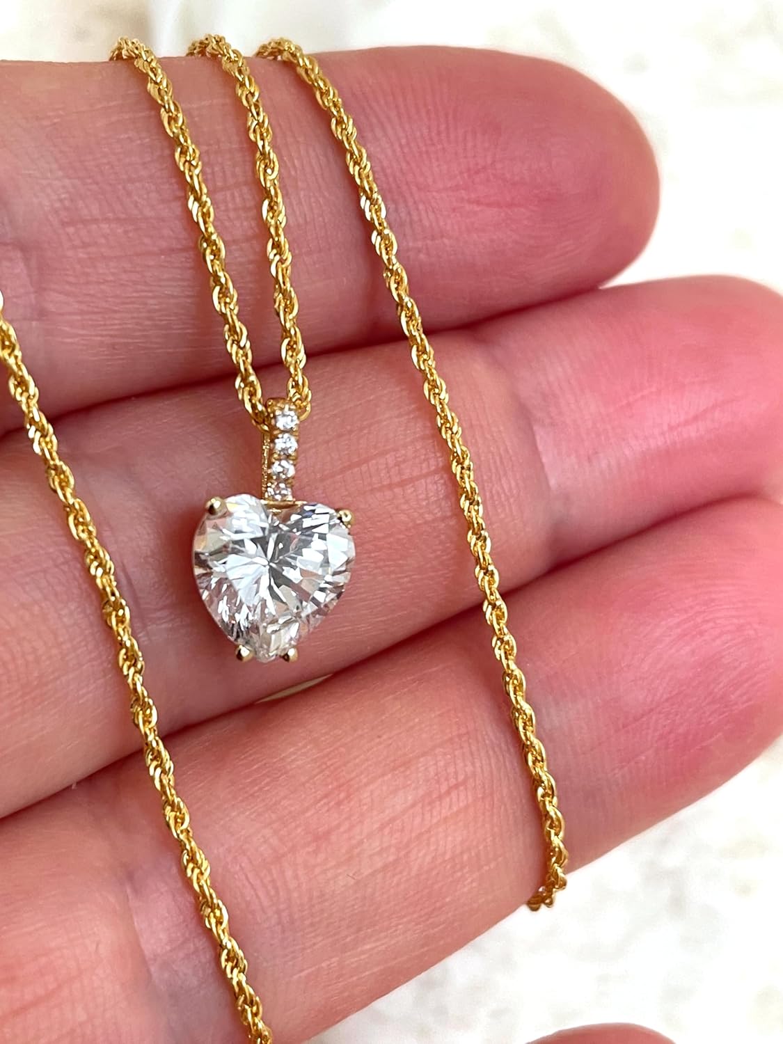 18k SOLID Gold LUXURY WOMENS DAY gift for her 8mm Diamond Necklace Pendant 1.5 carat HEART SOLITAIRE DIAMOND Heart Diamond Necklace YELLOW GOLD HANDMADE Jewellery for women Anniversary Christmas gift · v2