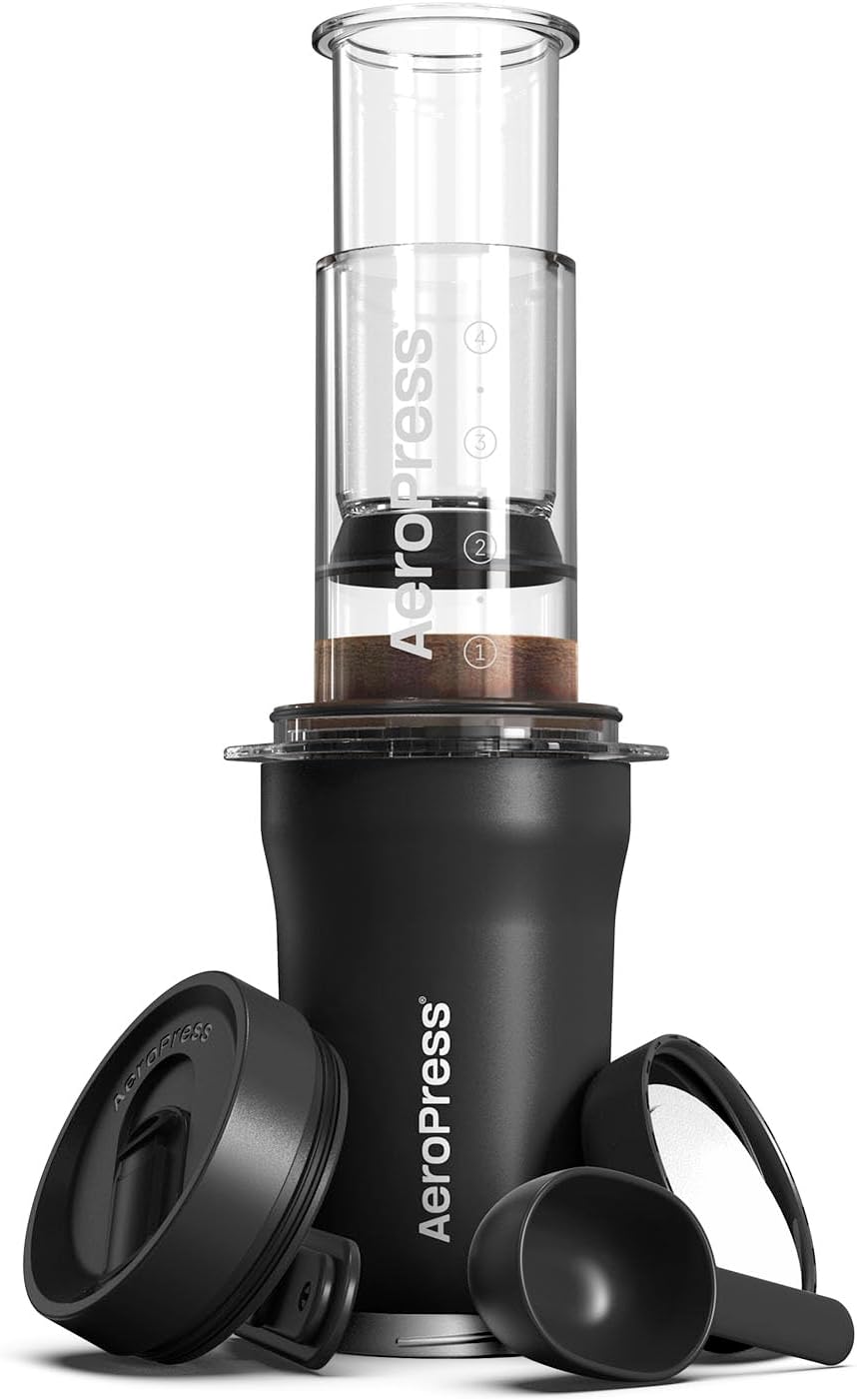 AeroPress Go Plus เครื่องชงกาแฟพกพาขนาดเล็กสำหรับการตั้งแคมป์ท่องเที่ยว - วิธีการชงแบบ 3-in-1 ผสมผสานระหว่าง French Press, Pourover, Espresso, กาแฟเข้มข้นไม่มีรสขม ชุดชงกาแฟ - สีดำ