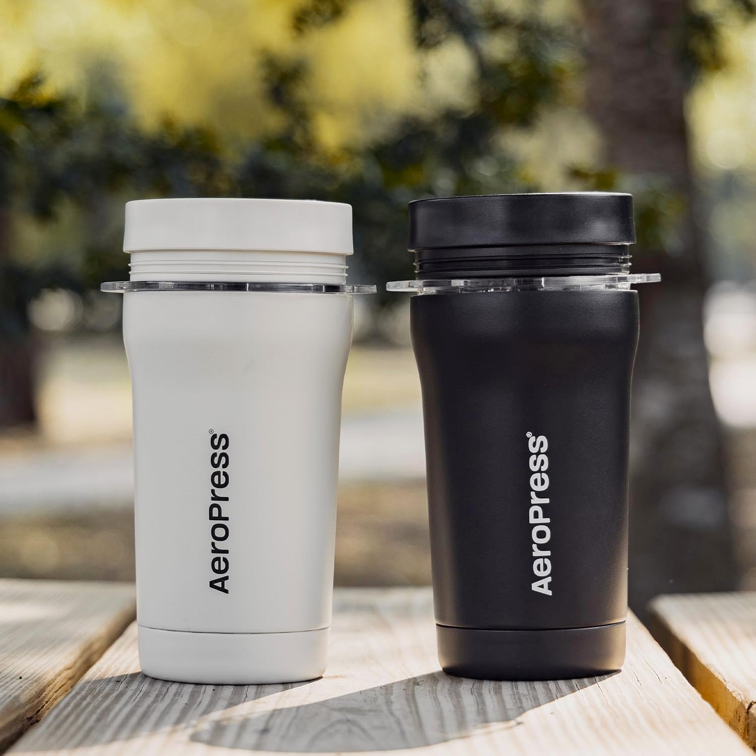 AeroPress Go Plus เครื่องชงกาแฟพกพาขนาดเล็กสำหรับการตั้งแคมป์ท่องเที่ยว - วิธีการชงแบบ 3-in-1 ผสมผสานระหว่าง French Press, Pourover, Espresso, กาแฟเข้มข้นไม่มีรสขม ชุดชงกาแฟ - สีดำ