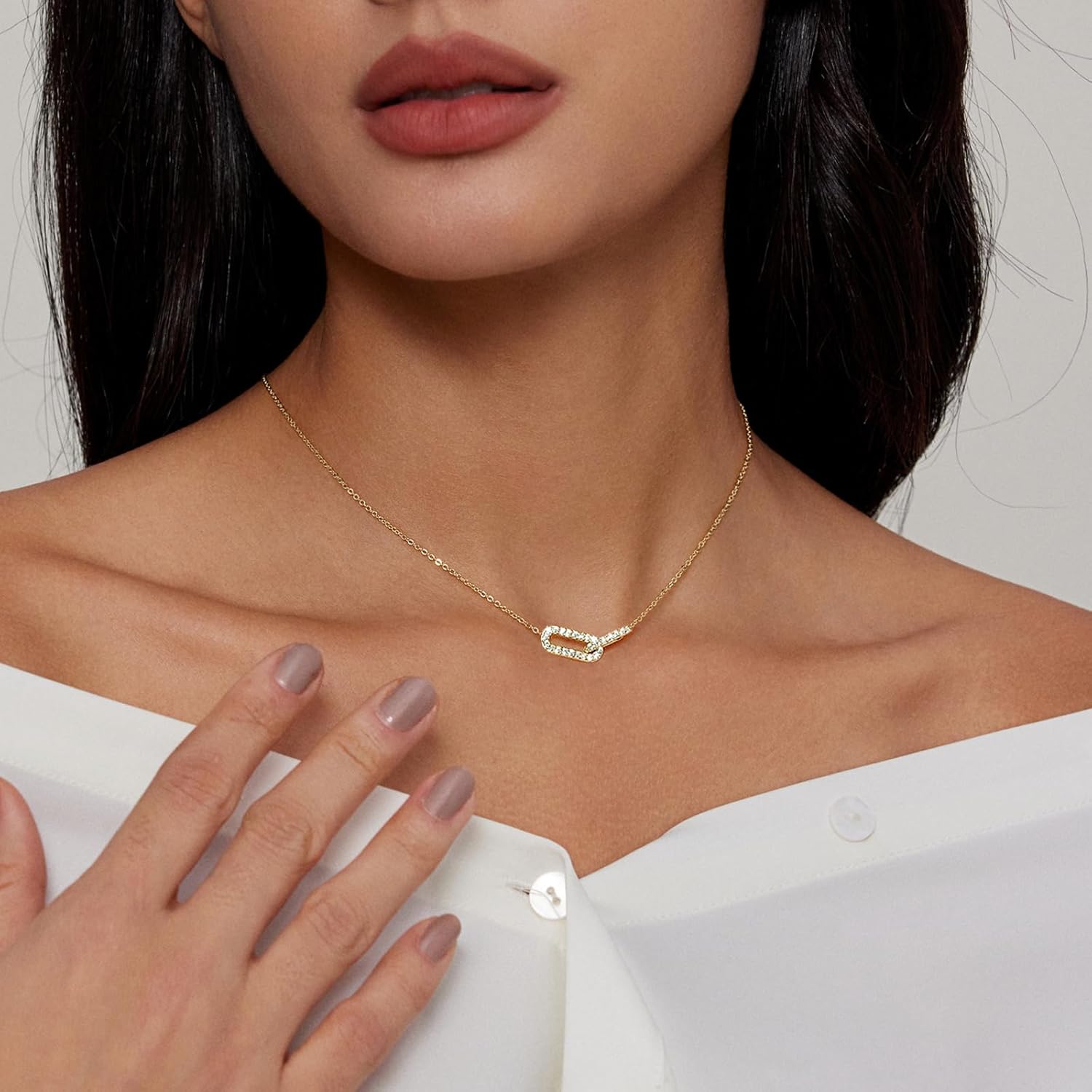 Collar con colgante de diamante para mujer, delicado collar en oro de 18 quilates chapado en oro de 18 quilates, gargantilla con cierre de clip, bonito collar ovalado abierto, sencillo collar de oro, joyas, regalos para mujer, a la moda