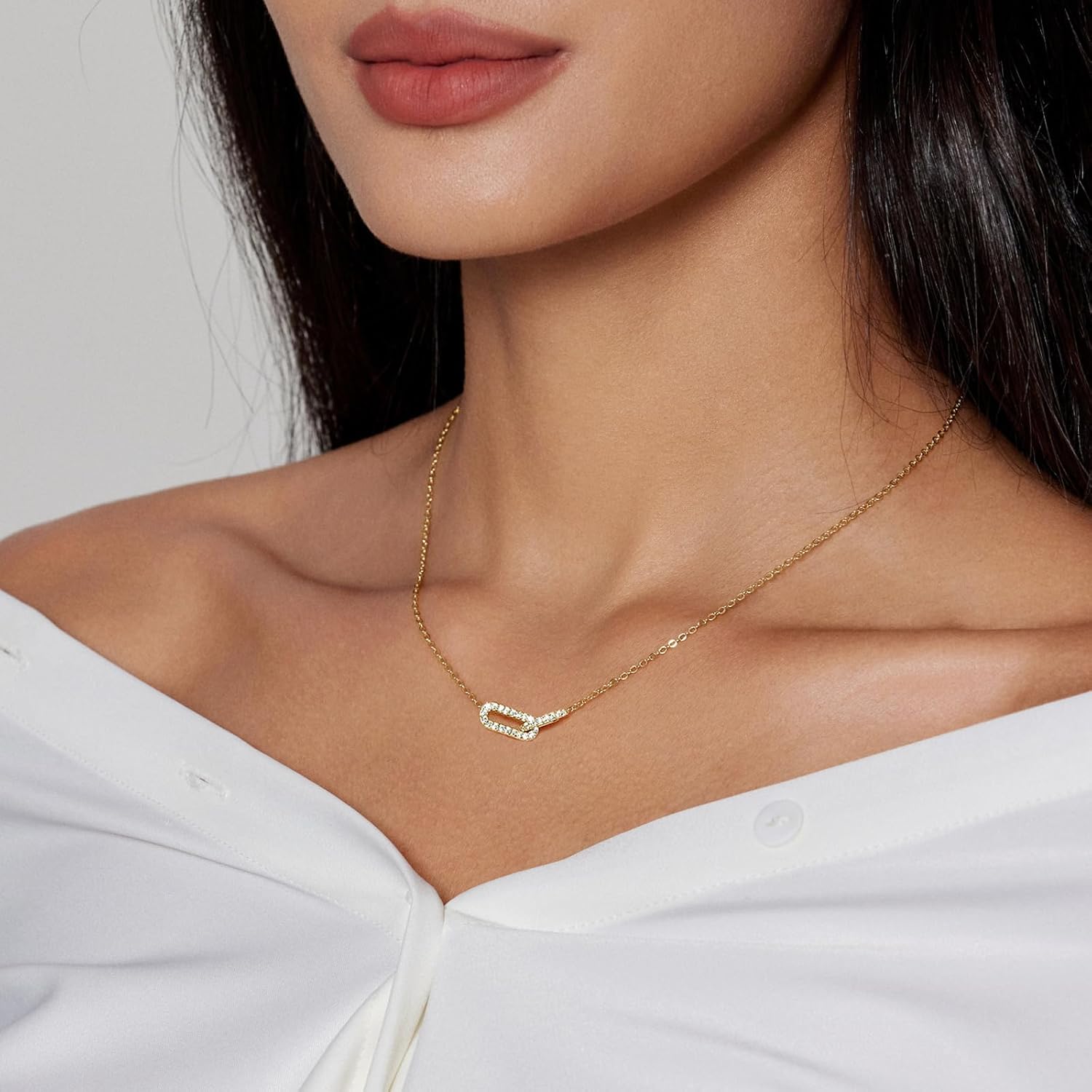 Collar con colgante de diamante para mujer, delicado collar en oro de 18 quilates chapado en oro de 18 quilates, gargantilla con cierre de clip, bonito collar ovalado abierto, sencillo collar de oro, joyas, regalos para mujer, a la moda