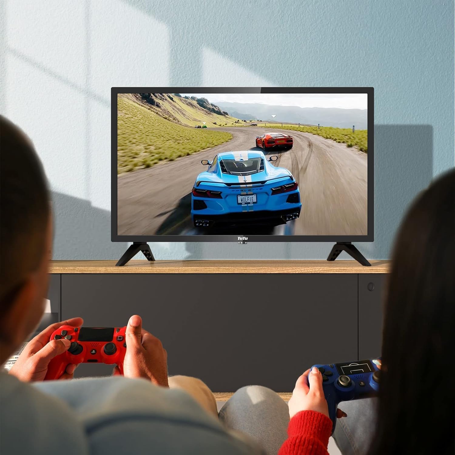 TuTu 32 Inch TV with DVD Player Built-in, 60Hz 720P HD LED Small Flat Screen TV with 3 HDMI, USB, Optical VGA, Non-Smart TV and Monitor for Bedroom,Kitchen,Basement,RV Camper(2024 Model) · v8