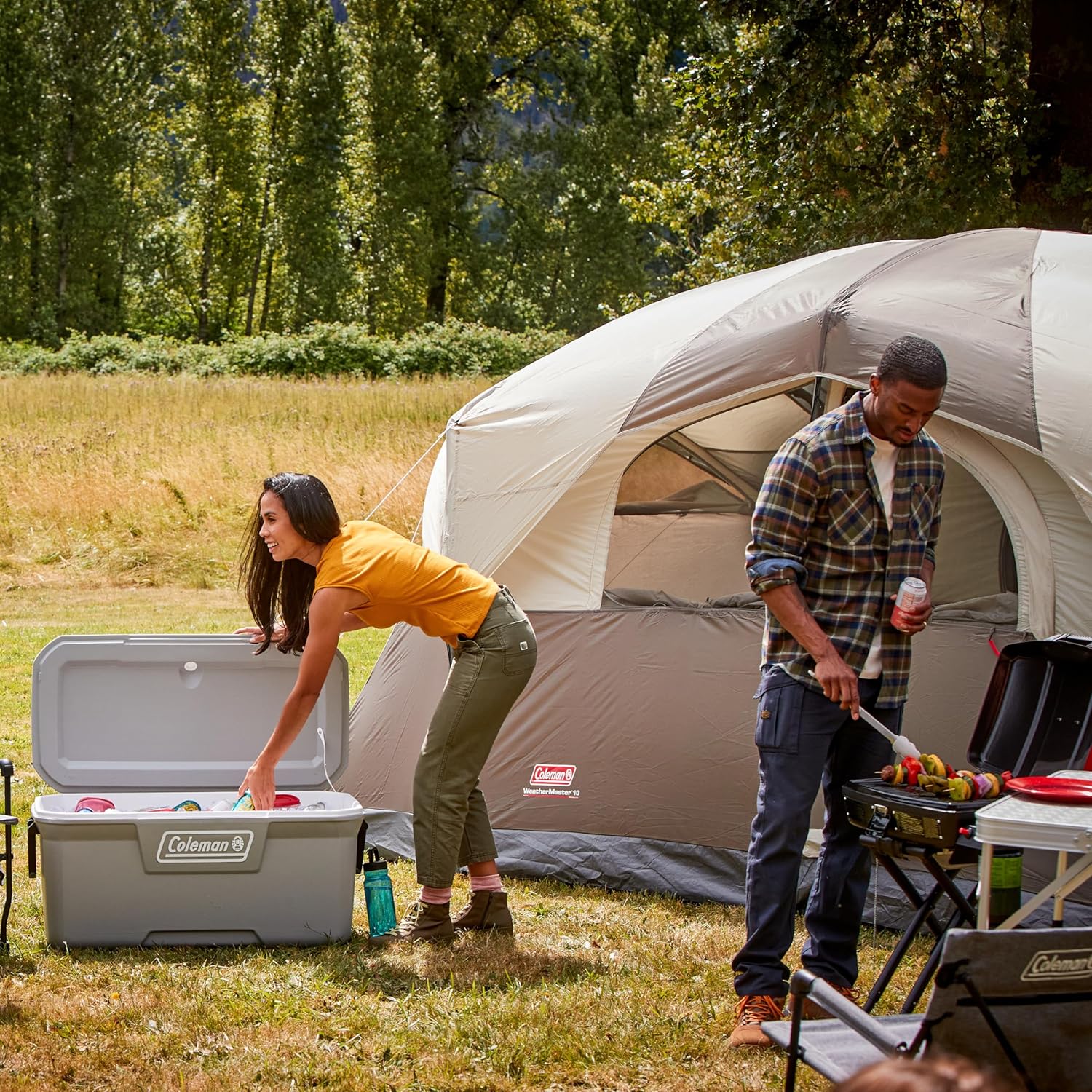 Coleman WeatherMaster 10-Person Tent, Weatherproof Tent with Rainfly  Room Divider, Spacious Family Tent with Carry Bag · v5