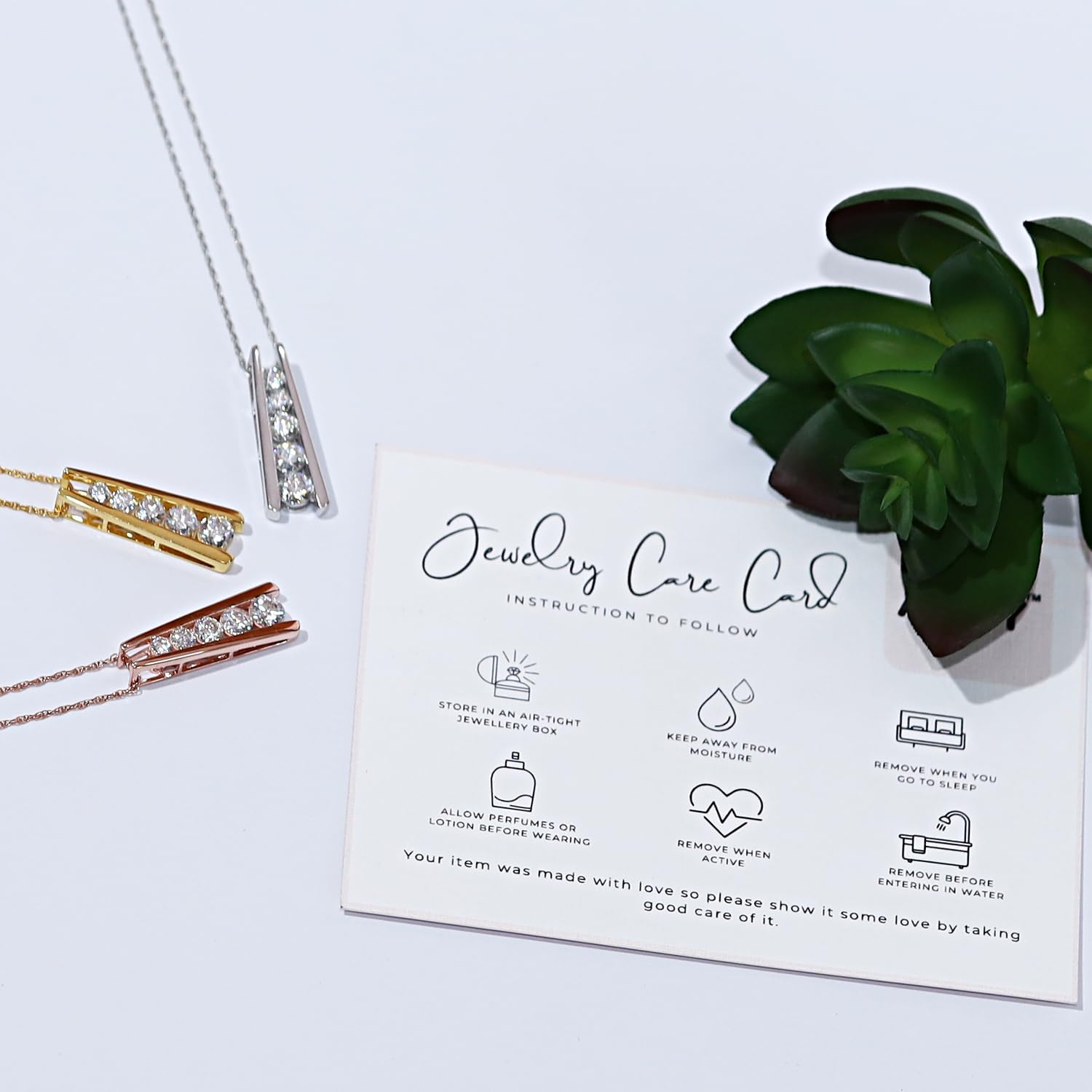 SAVEARTH DIAMONDS 1,25 Karat, im Labor hergestellter Moissanite, im Labor gewachsener Diamant, Fünf-Stein-Journey Bar-Anhänger, aus 14-karätigem Gold, Schmuck aus Sterlingsilber, mit 18er Kette, Geschenk für sie