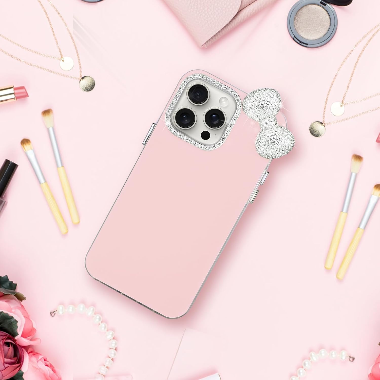 Simpatiche custodie per iPhone 13 Pro Max con protezione per fotocamera Glitter Diamond, lussuosa custodia protettiva rigida per telefono con fiocco in strass per ragazze e donne