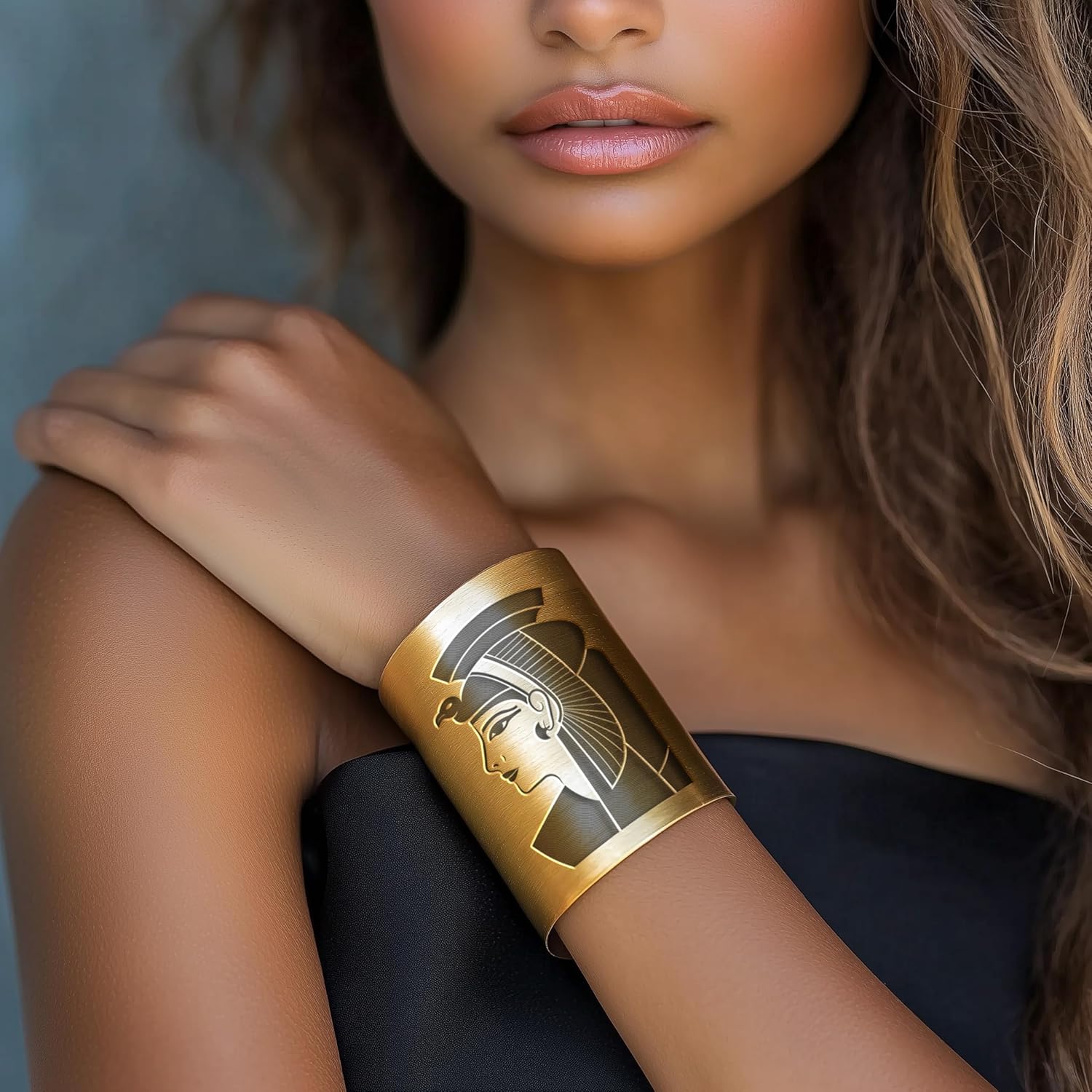 14k Gold Egyptian Cuff Bracelet - Cleopatra Luxurious Ancient Jewelry · v4
