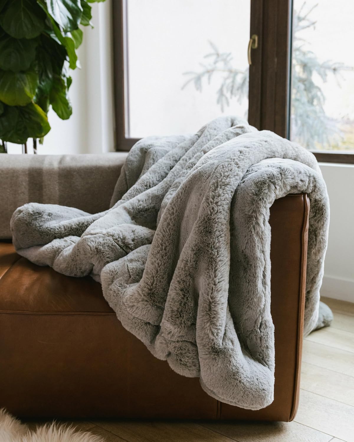 Cozy Earth Cuddle Blanket - Faux Fur Ultra-Soft Luxury Throw Blanket - Thick  Cozy Oversized Design for Lounging or Sharing - Machine Washable - Oversize Throw 80 x 60" Dove Grey · v2