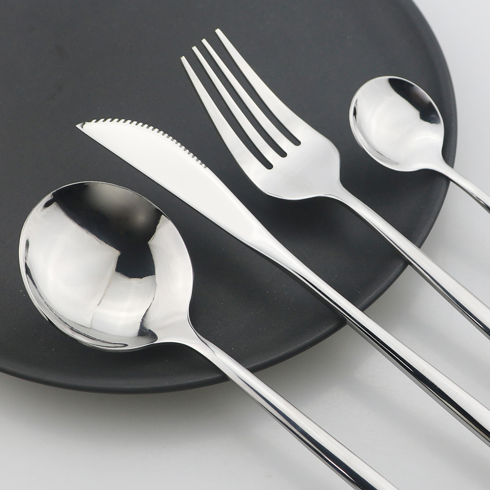 24Pcs hitam pegangan garpu emas Set sendok garpu dari pisau besi Stainless Steel garpu sendok sendok sendok sendok sendok sendok sendok garpu sendok garpu sendok garpu sendok garpu sendok garpu sendok garpu