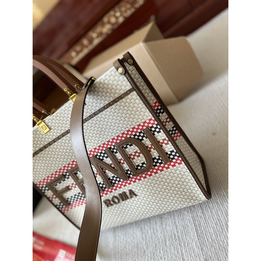 F-Classic tote Handbag Women's crossbody bag · v2