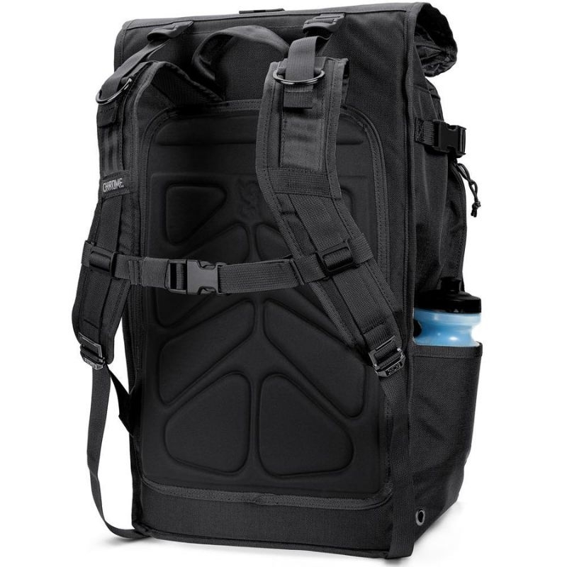 CHROME INDUSTRIES BARRAGE FREIGHT BACKPACK ALL BLACK · v3